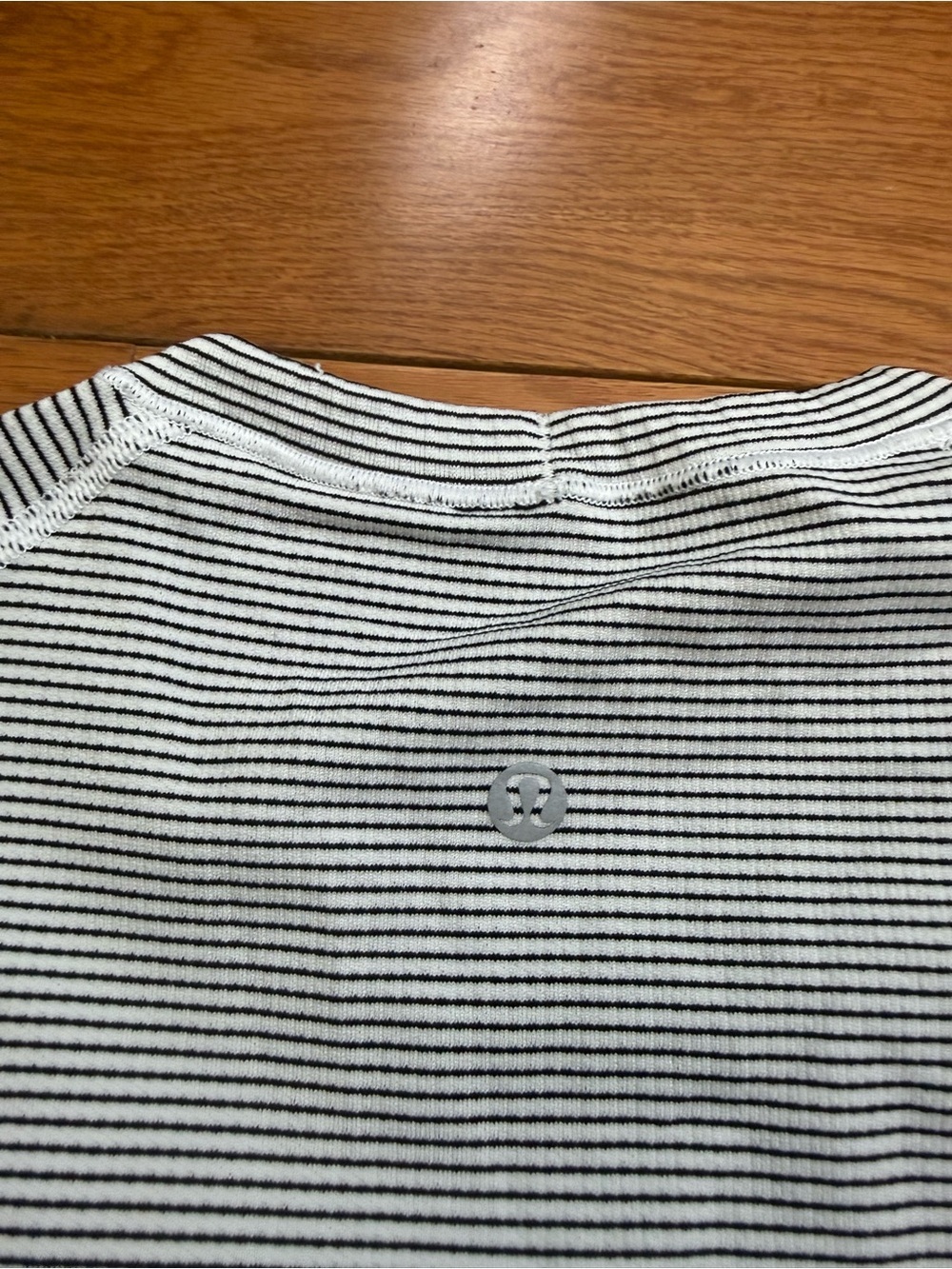 Lululemon Swiftly Tech 2.0 Long Sleeve Run Top ‘I Run For Cheese’ Hidden Words - Picture 3 of 6